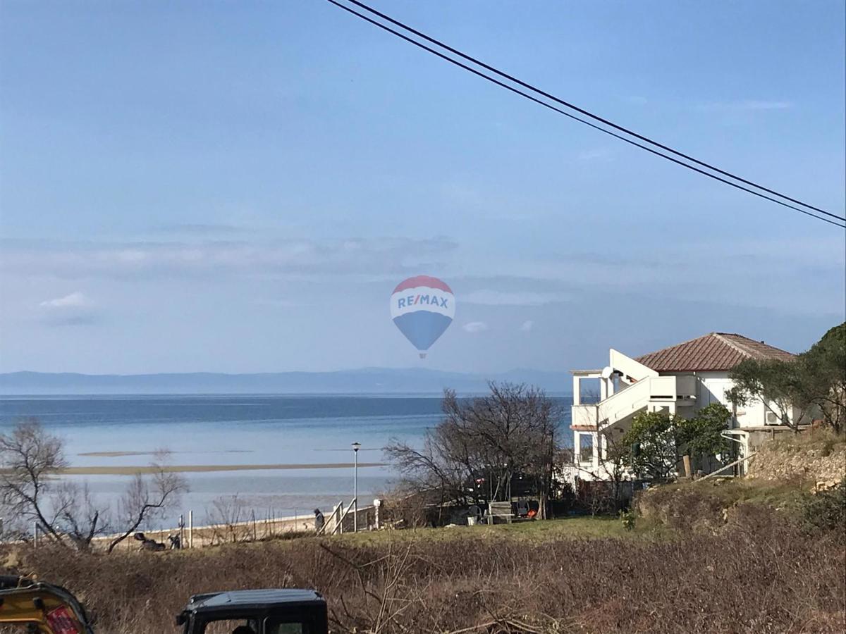 Terreno edificabile Kampor, Rab, 1.451m2