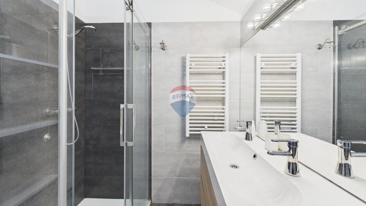 Istria - Elegante villa con piscina vicino a Parenzo