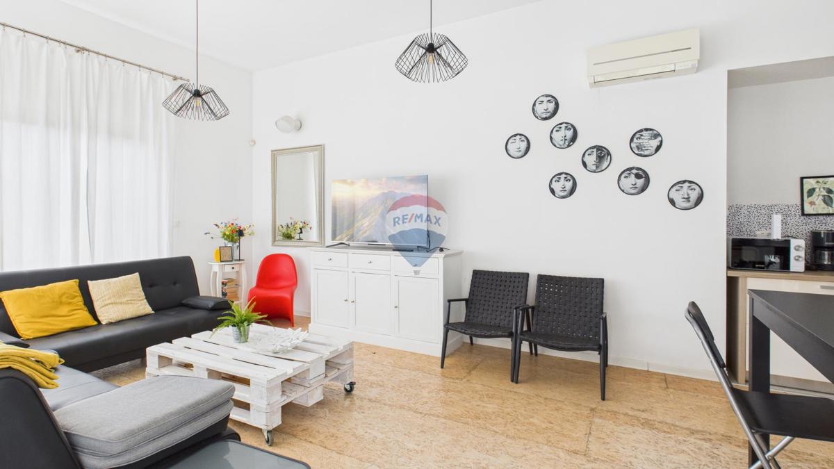 Istria - Elegante villa con piscina vicino a Parenzo