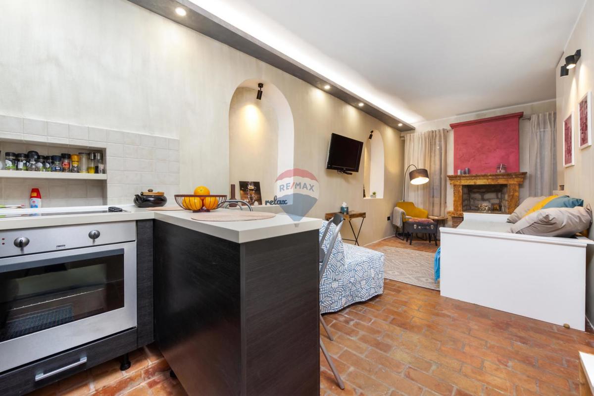 Remax Centro Immobiliare dalla propria offerta propone: