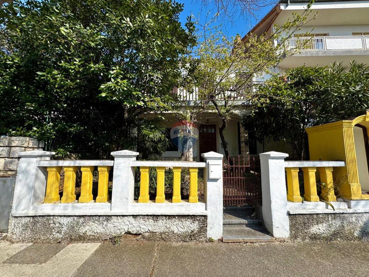 Casa Novi Vinodolski, 220m2