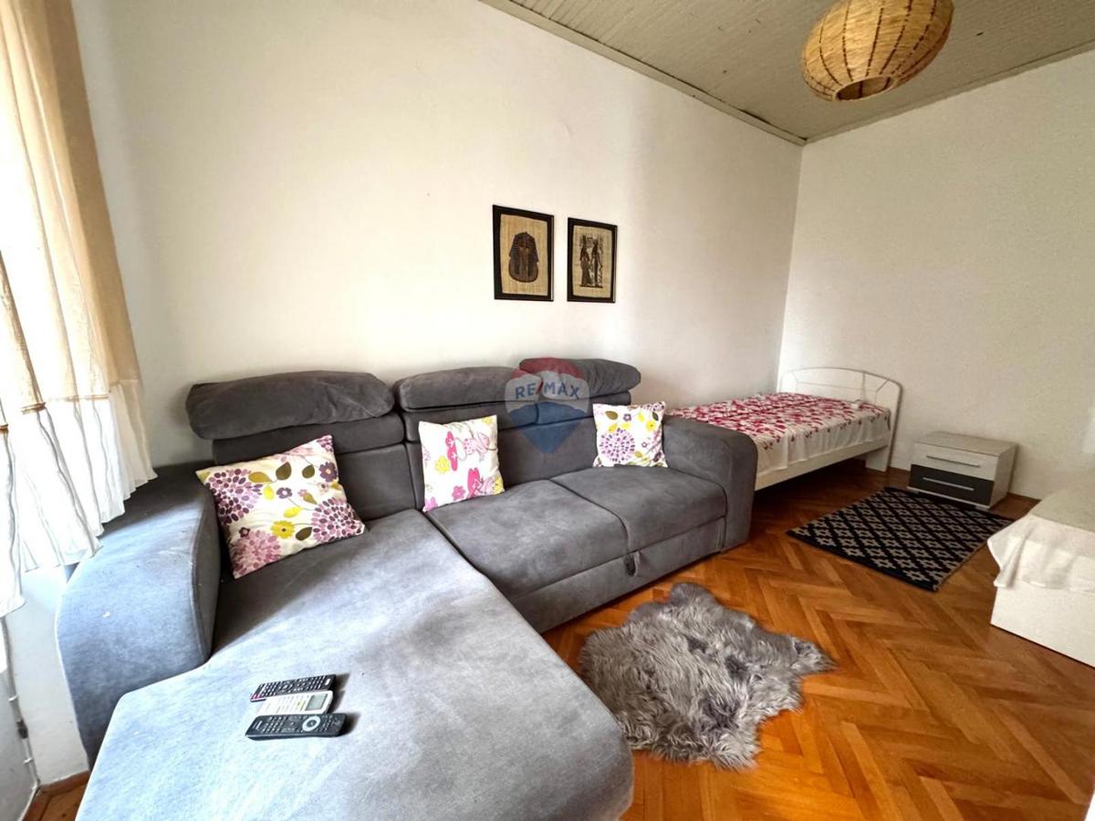 Casa Novi Vinodolski, 220m2