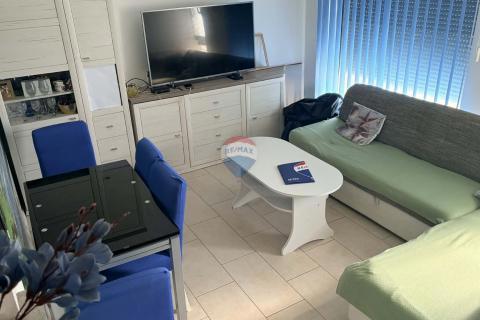 Attività commerciale Buzet, 56m2