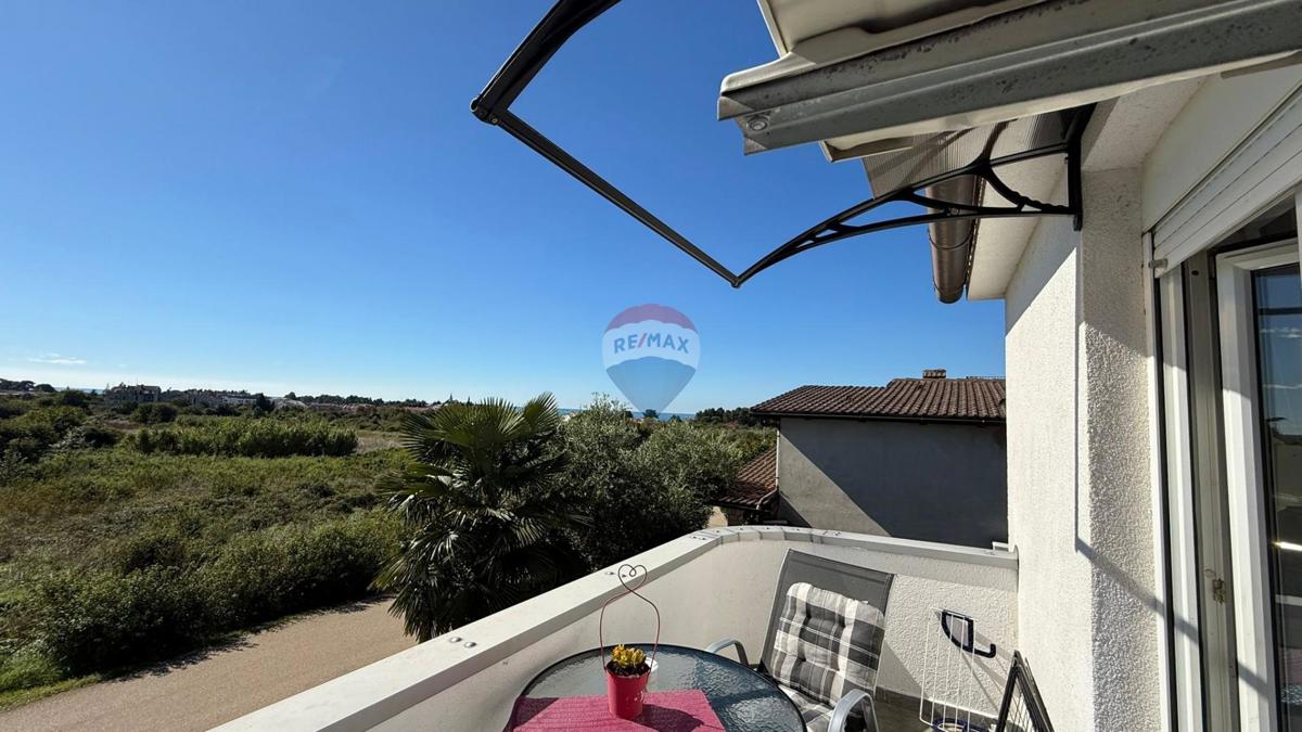 Novigrad, Appartamento bilocale con terrazza e vista mare, 34,48 m²