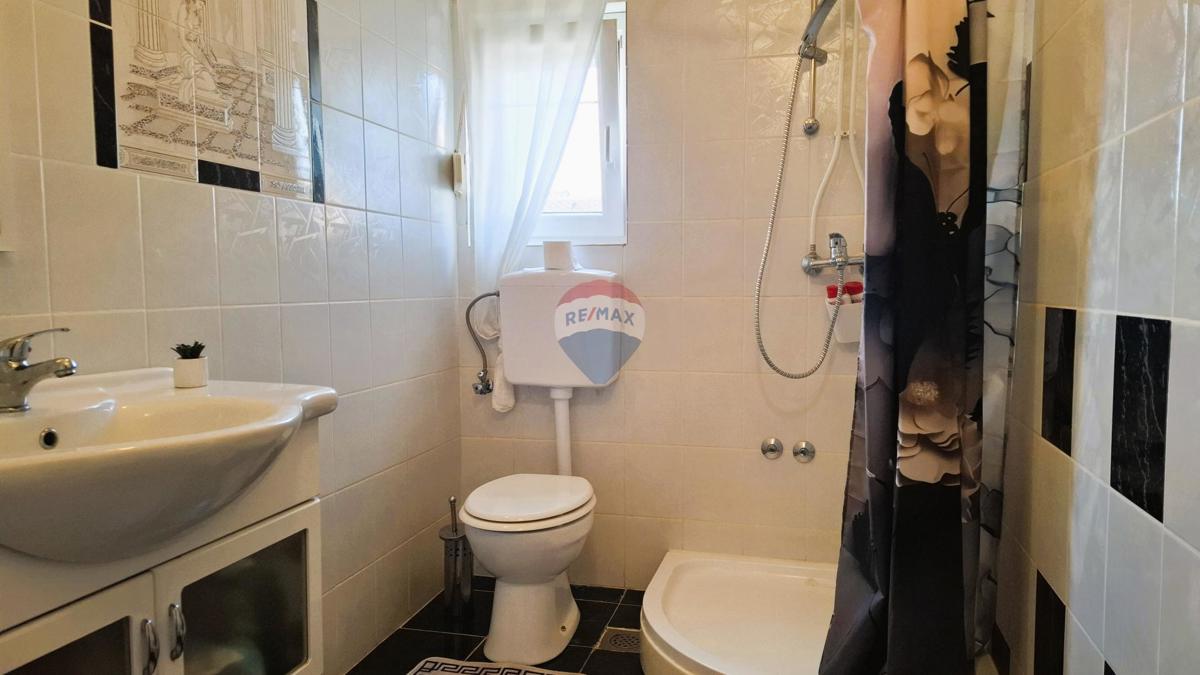 Novigrad, Appartamento bilocale con terrazza e vista mare, 34,48 m²