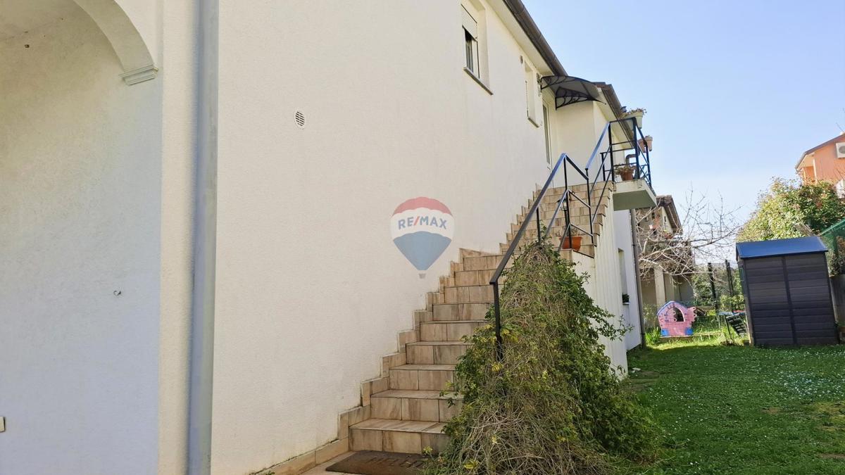 Novigrad, Appartamento bilocale con terrazza e vista mare, 34,48 m²