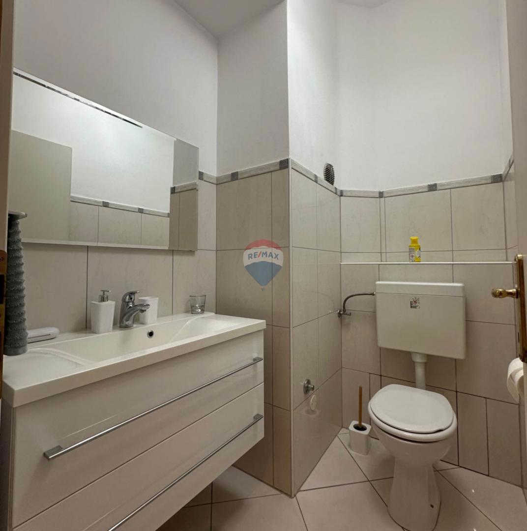 Attività commerciale Centar, Rijeka, 108,03m2