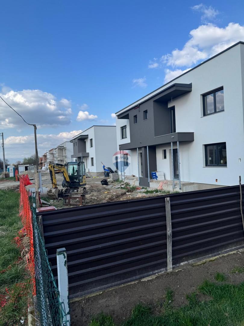 Casa Petrovina Turopoljska, Velika Gorica - Okolica, 120m2