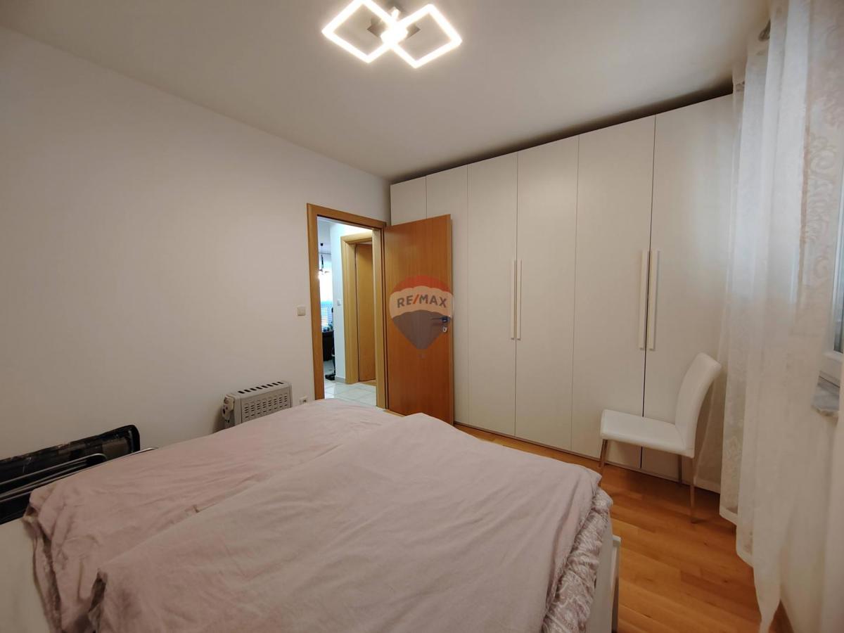 Appartamento Pinezići, Krk, 73m2