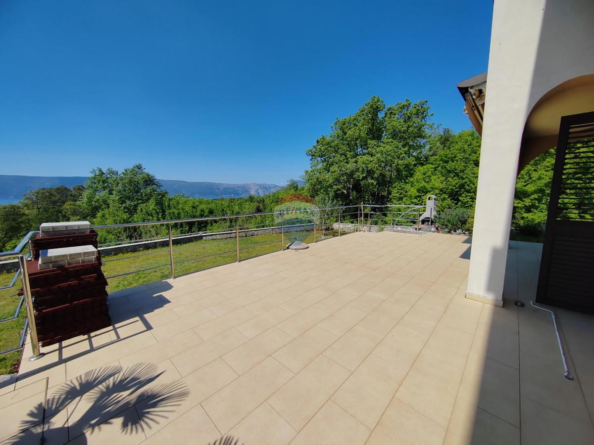 Appartamento Pinezići, Krk, 73m2