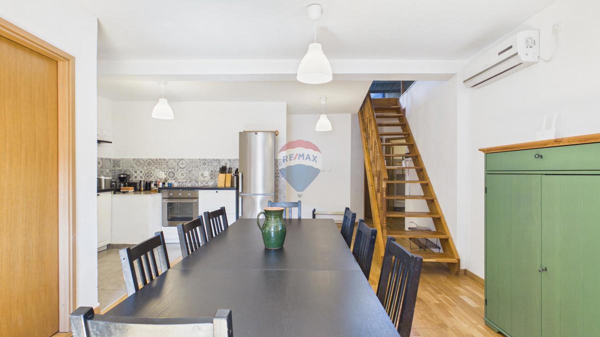 Senj, centro – appartamento su due livelli nel pieno centro della città