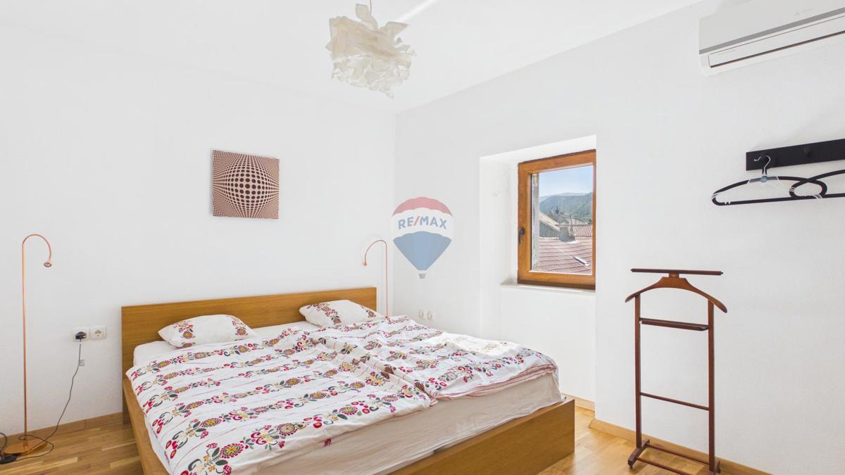 Senj, centro – appartamento su due livelli nel pieno centro della città