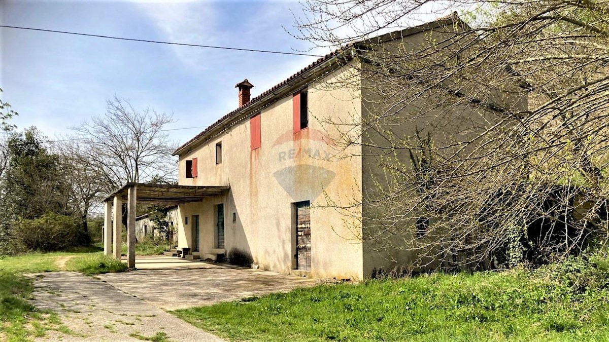 Casa Pićan, 250m2