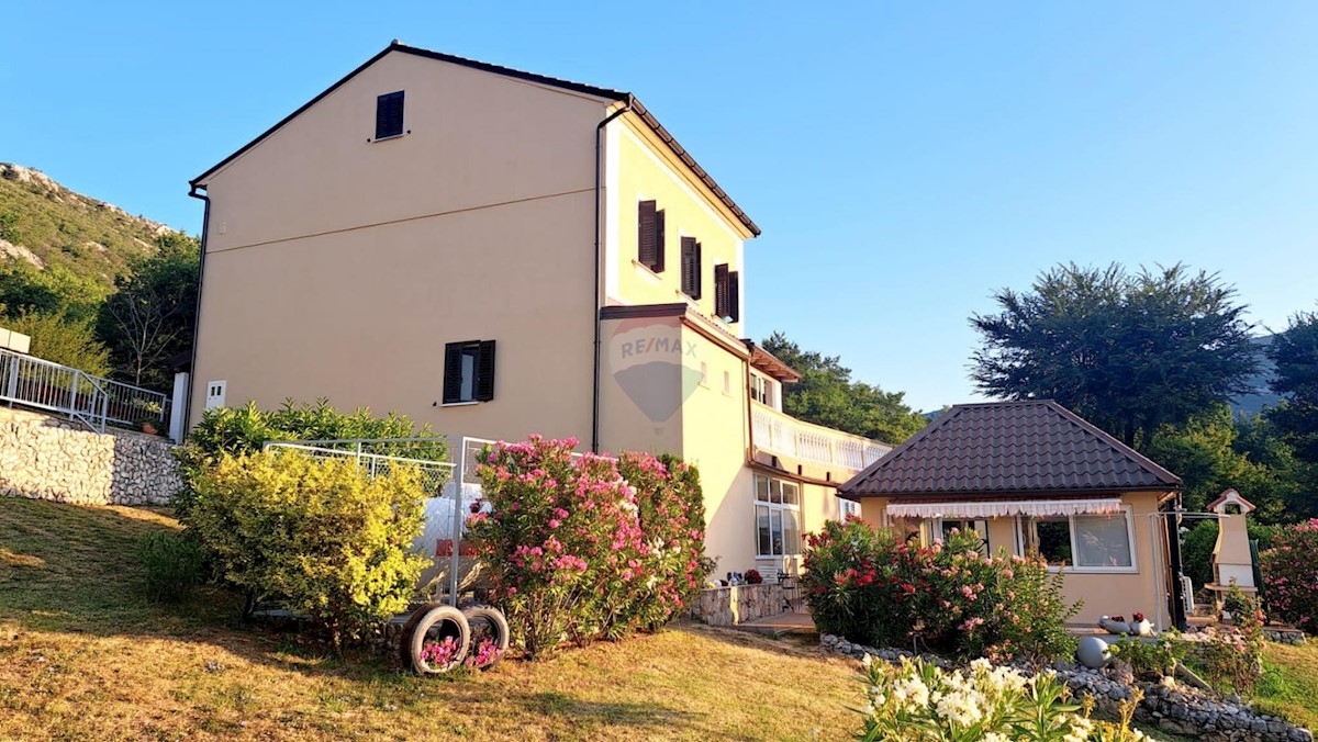 Casa Bribir, Vinodolska Općina, 305m2