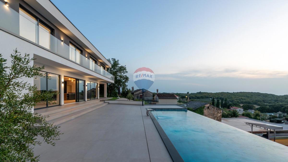 Casa Vižinada, 419m2