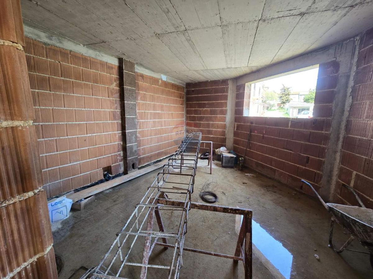 Appartamento Šikići, Pula, 62,51m2