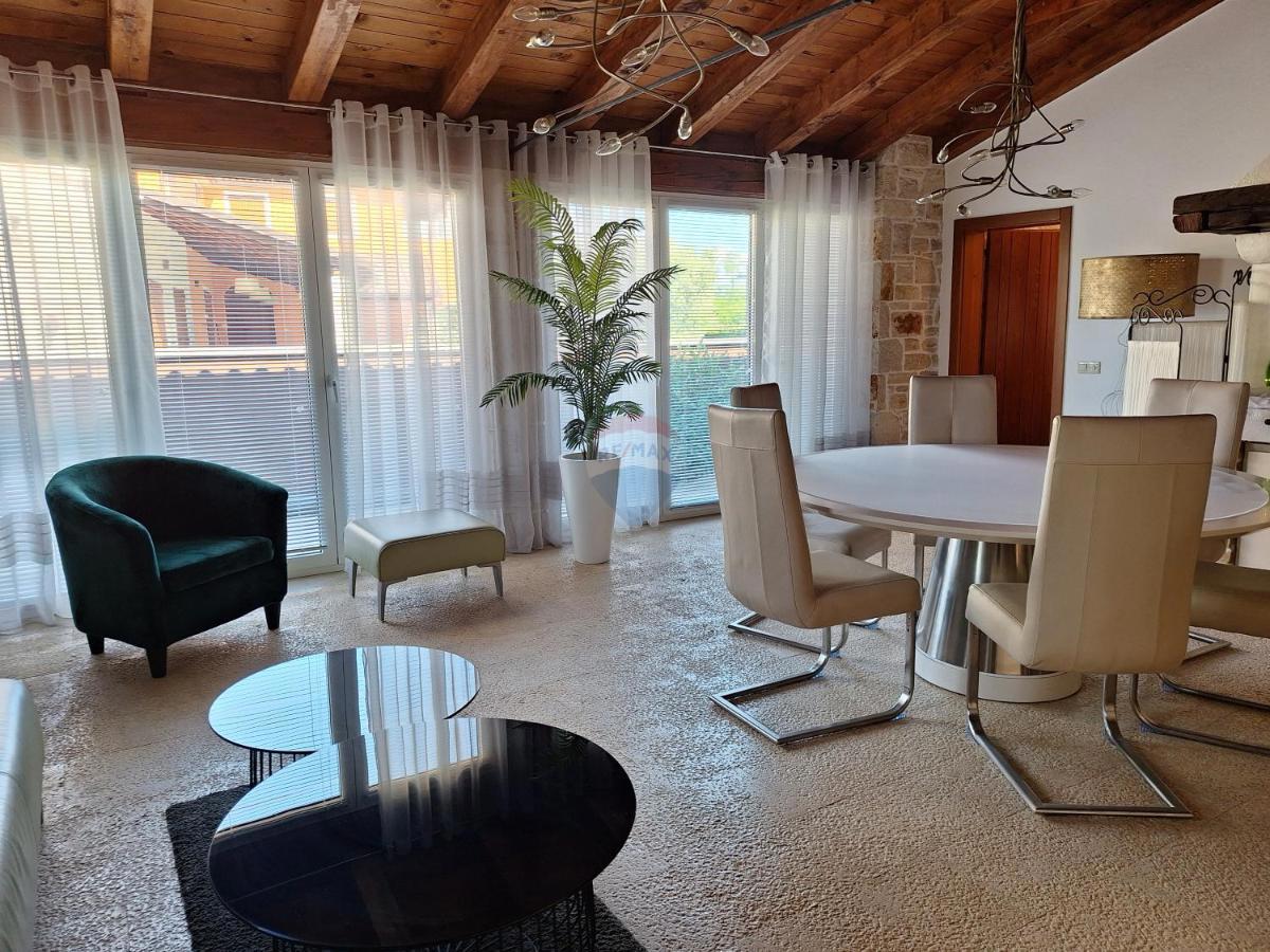 Casa Labinci, Kaštelir-Labinci, 350m2