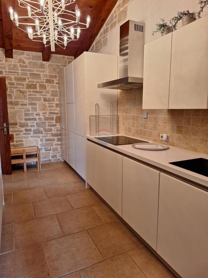 Casa Labinci, Kaštelir-Labinci, 350m2