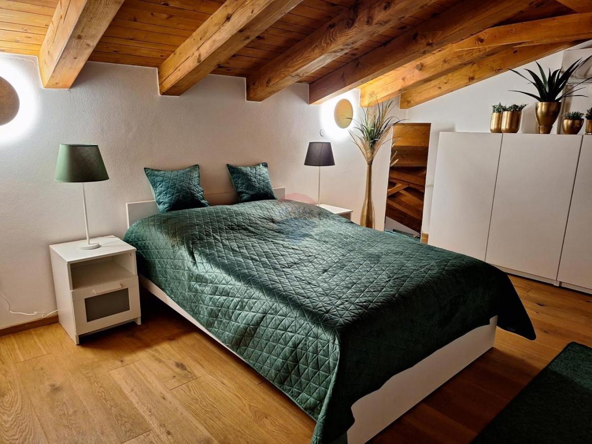 Casa Labinci, Kaštelir-Labinci, 350m2