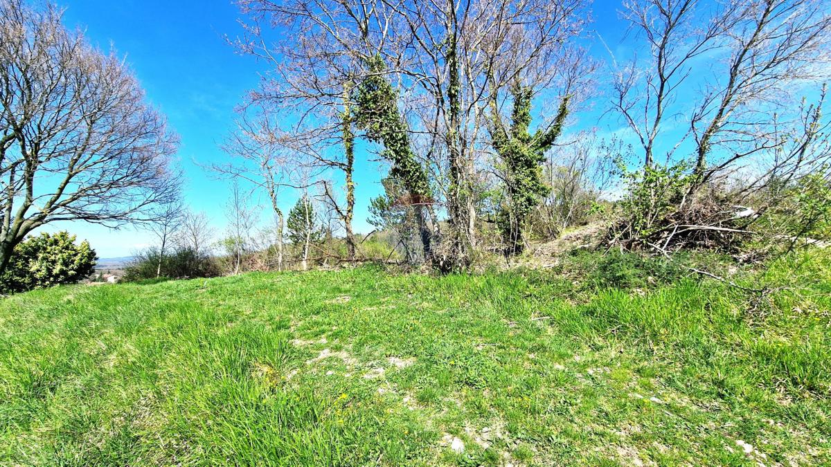 Terreno edificabile Krasica, Buje, 898m2