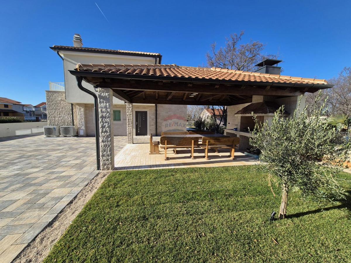 Casa Malinska, Malinska-Dubašnica, 143m2