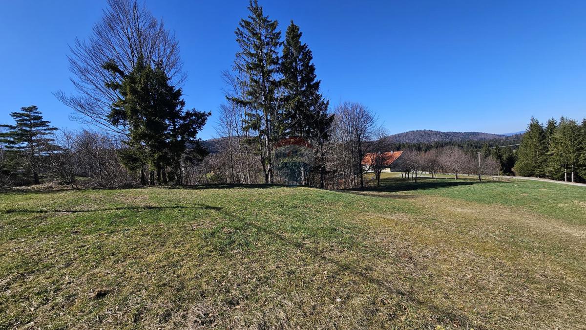 Terreno edificabile Ravna Gora, 800m2