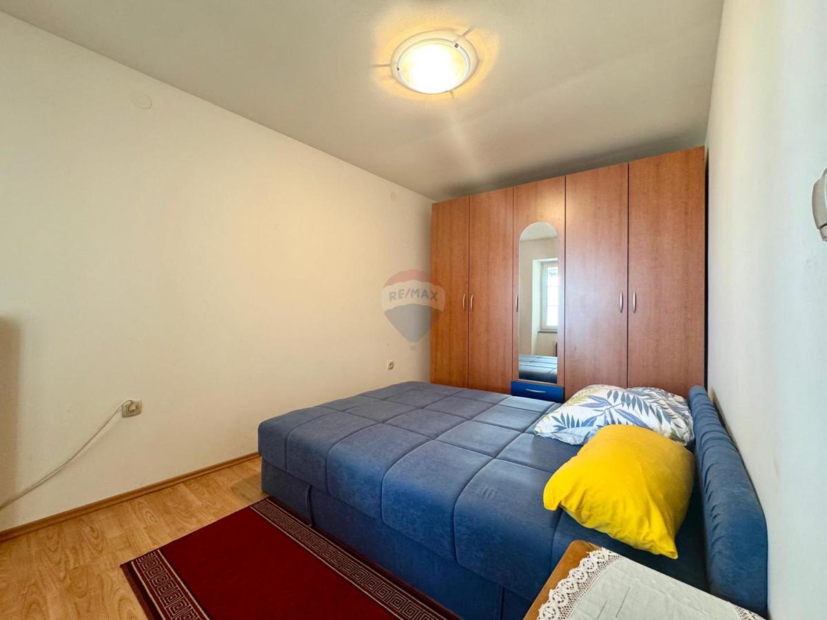 Novi Vinodolski – casa con 4 appartamenti