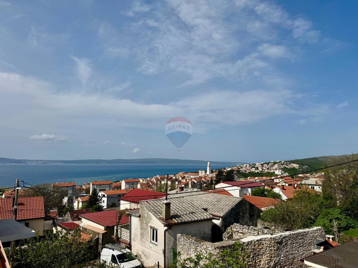 Novi Vinodolski – casa con 4 appartamenti