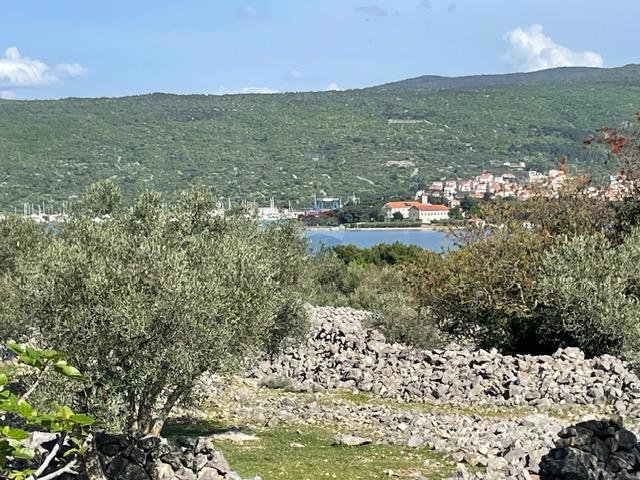 Terreno non edificabile Krk, 2.087m2
