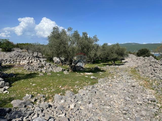 Terreno non edificabile Krk, 2.087m2