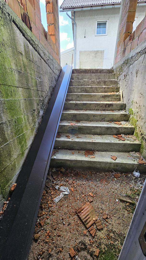 Attività commerciale Delnice, 1.000m2