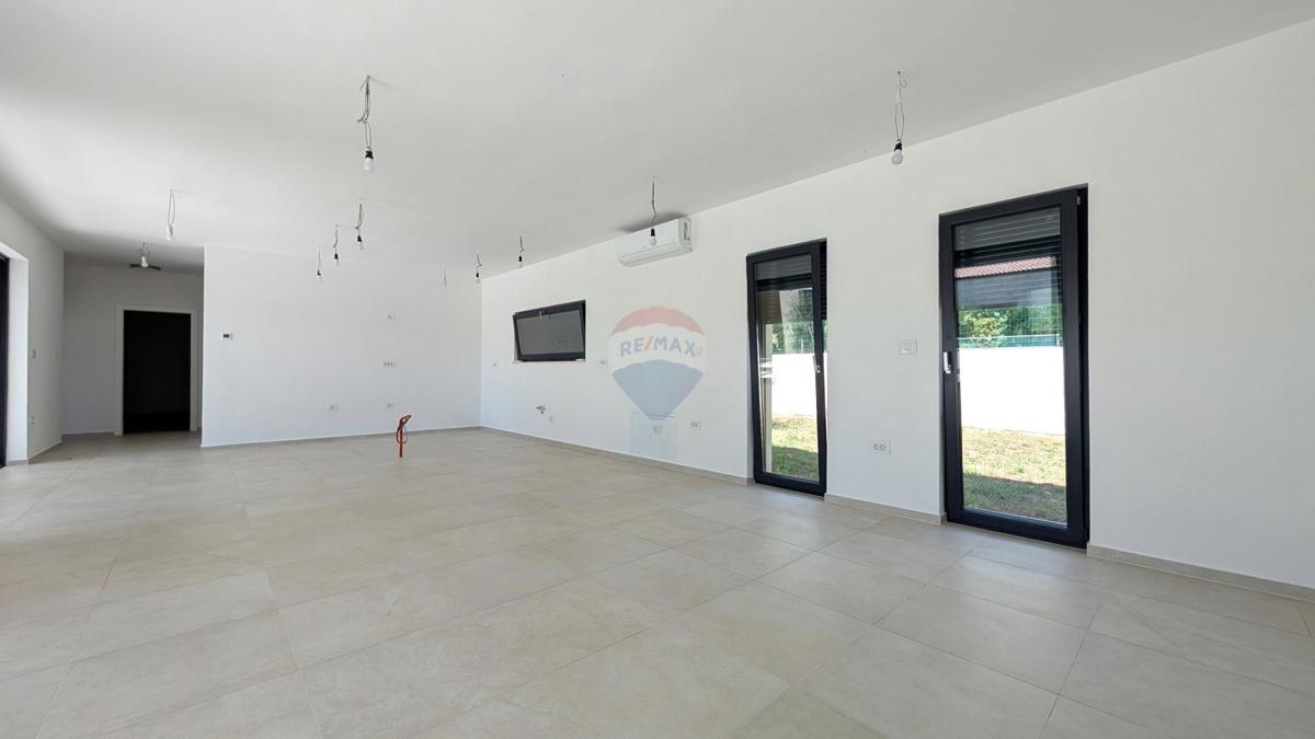 Casa Žminj, Moderna villa al piano terra con piscina a Žminj