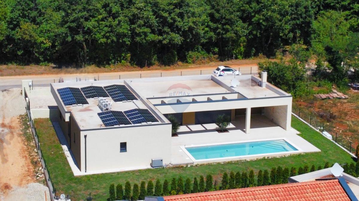 Casa Žminj, Moderna villa al piano terra con piscina a Žminj