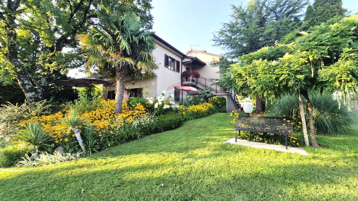 Pazin, Zarečje – Casa di 200 m² nella Natura, Verde e Vista sul Fiume