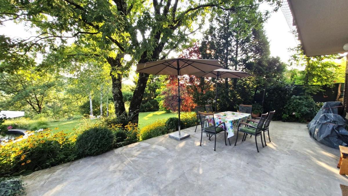 Pazin, Zarečje – Casa di 200 m² nella Natura, Verde e Vista sul Fiume