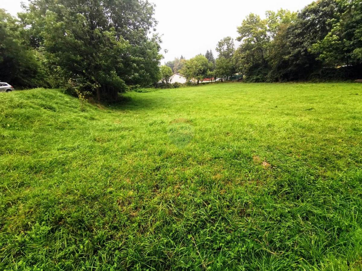Terreno edificabile Klana, 1.986m2