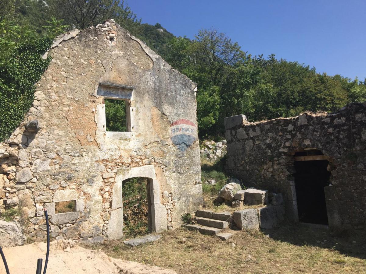 Terreno edificabile Bribir, Vinodolska Općina, 845m2