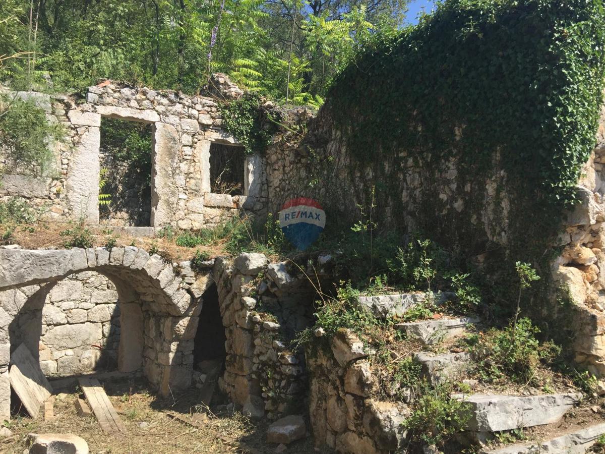 Terreno edificabile Bribir, Vinodolska Općina, 845m2