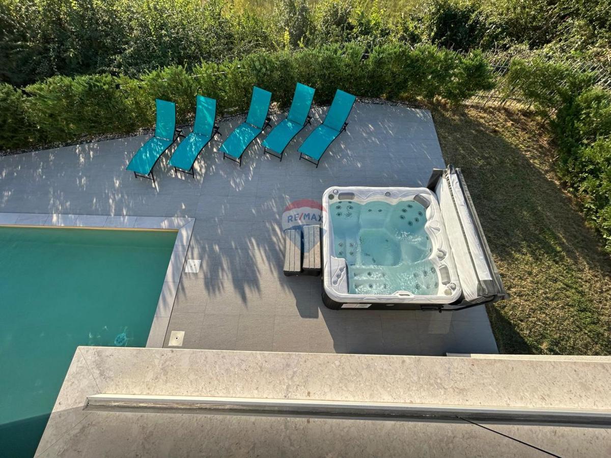 Istria, Vodnjan, Galižana – Villa con vista panoramica, 190 m², piscina, vista aperta