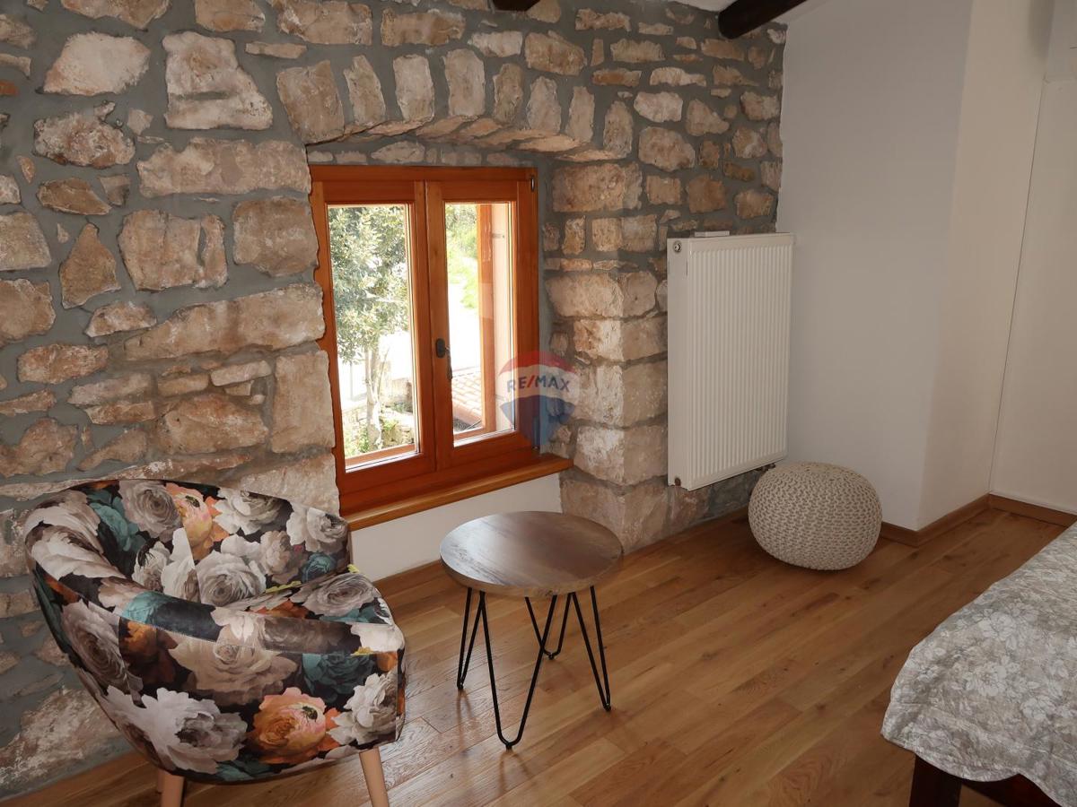 Casa Nedešćina, Sveta Nedelja, 350,88m2