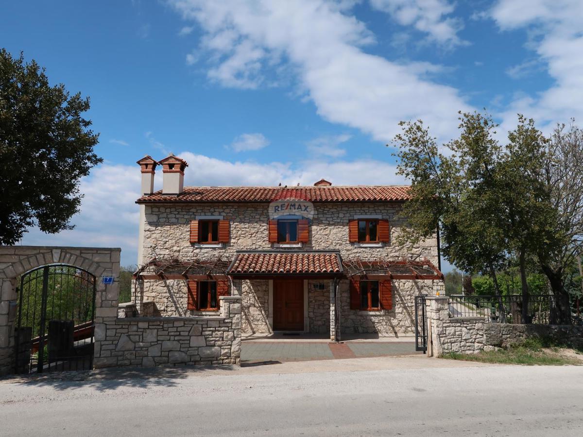 Casa Nedešćina, Sveta Nedelja, 350,88m2