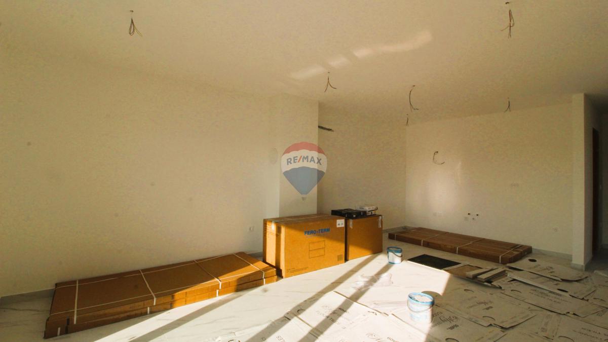 Appartamento 2 camere con terrazza e vista mare – Novigrad