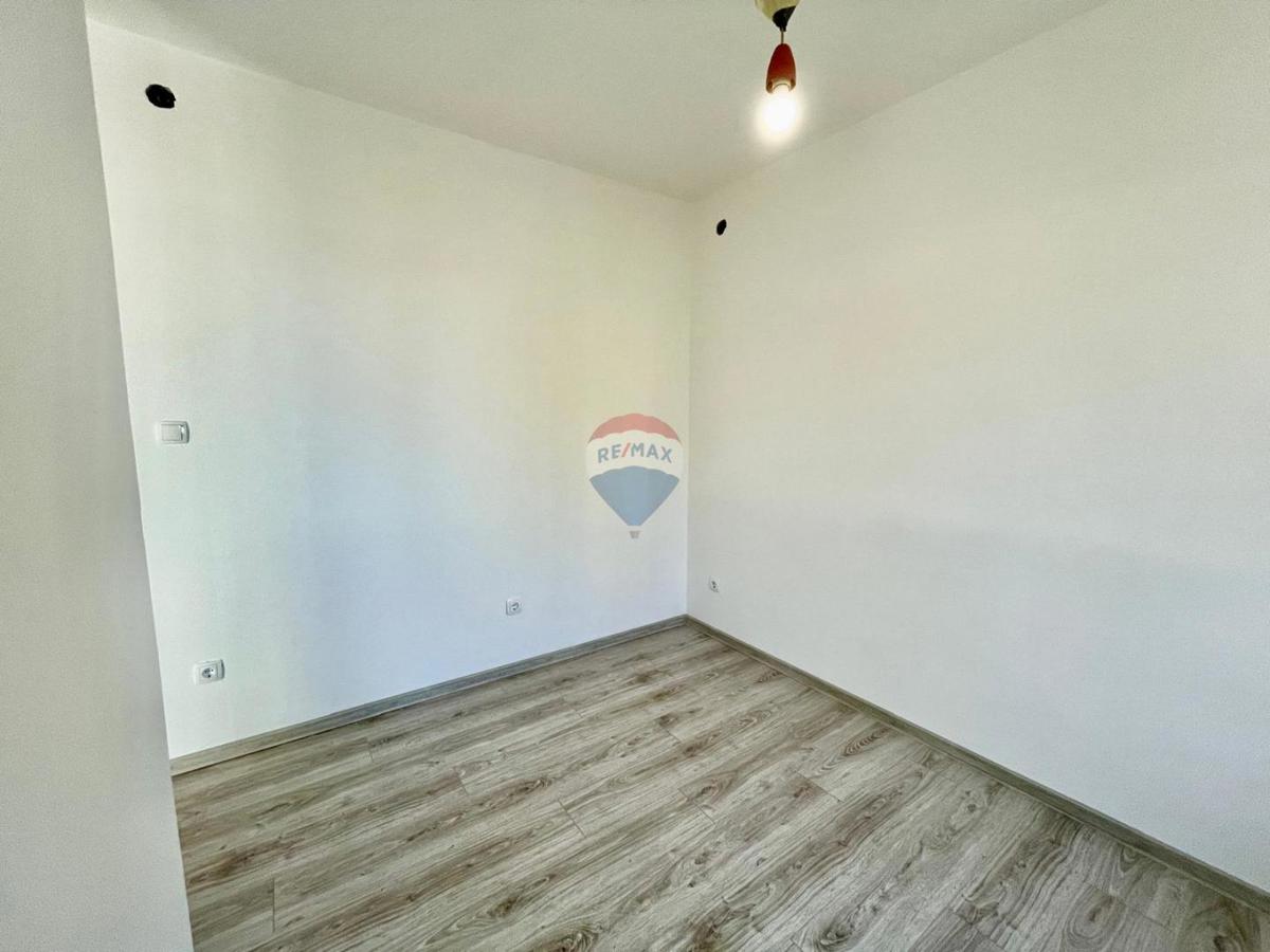 Crikvenica – appartamento bilocale ristrutturato con giardino