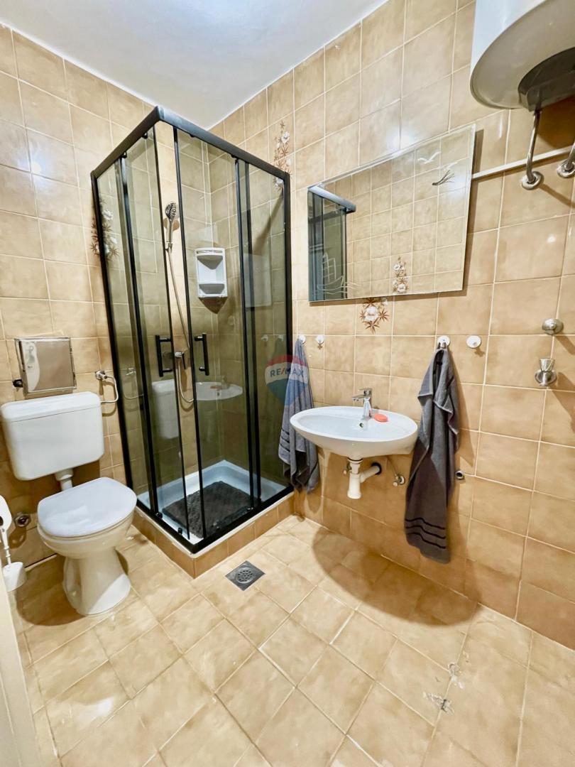 Crikvenica – appartamento bilocale ristrutturato con giardino