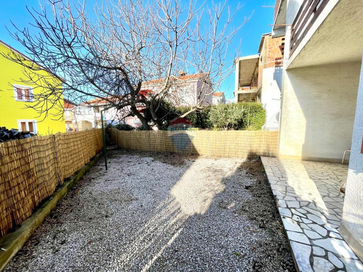 Crikvenica – appartamento bilocale ristrutturato con giardino