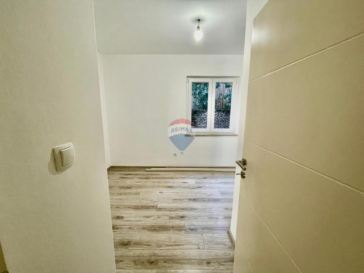 Crikvenica – appartamento bilocale ristrutturato con giardino