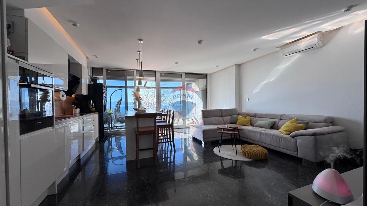 Appartamento Kostrena, 101m2