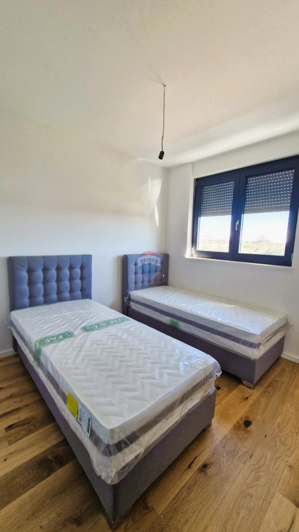 Istria, Pula, Valdebek - nuova costruzione, appartamento con 3 camere da letto, 118 m2