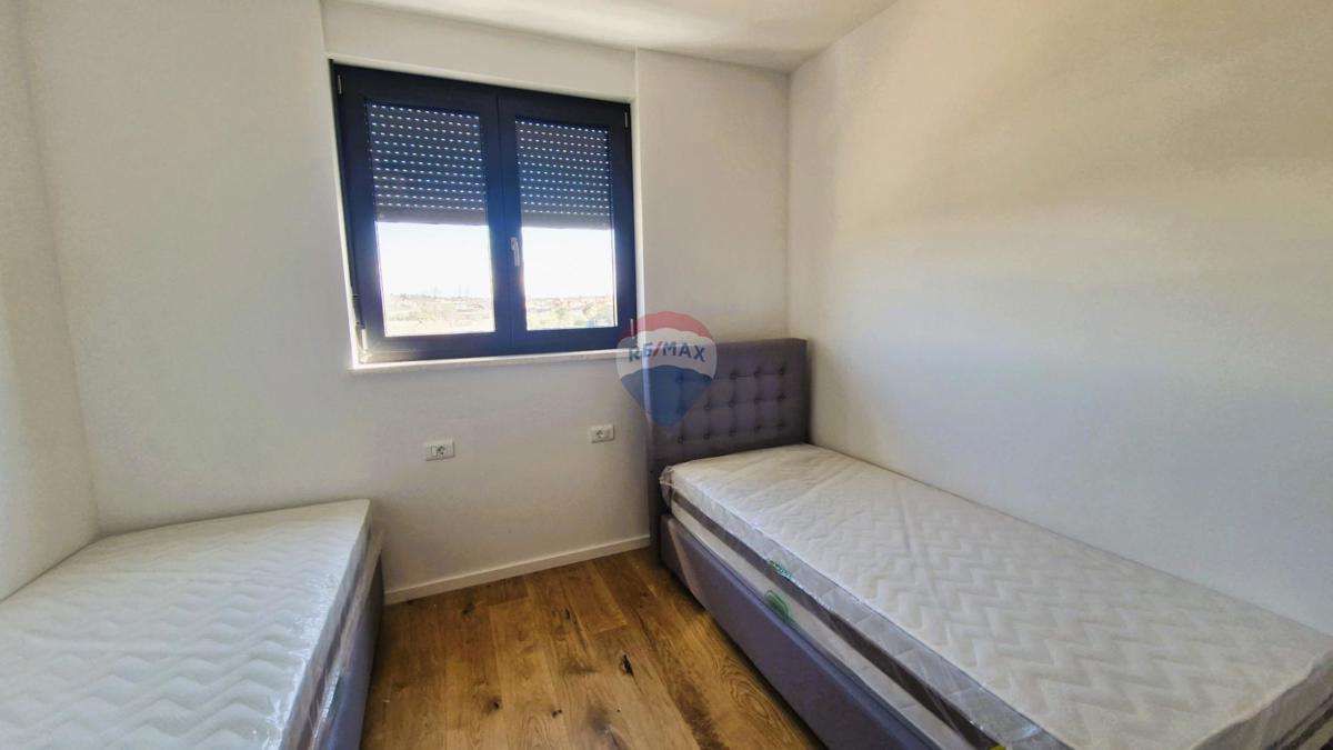 Istria, Pula, Valdebek - nuova costruzione, appartamento con 3 camere da letto, 118 m2