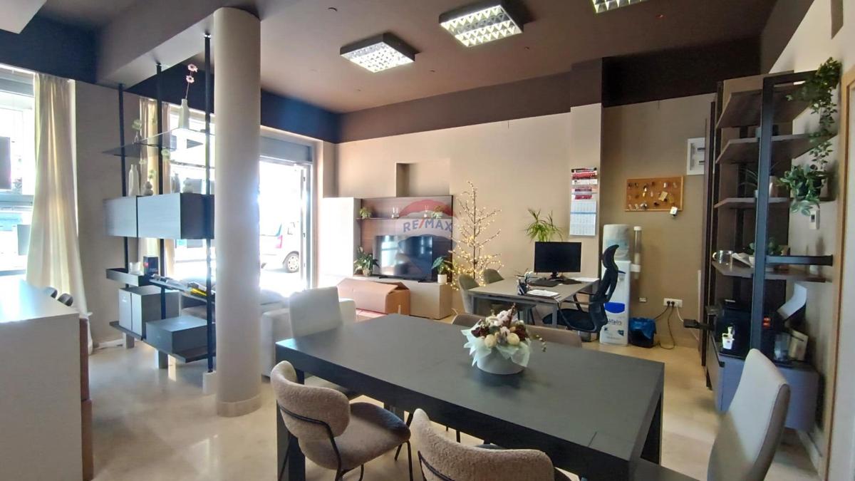 Attività commerciale Novigrad, 129m2
